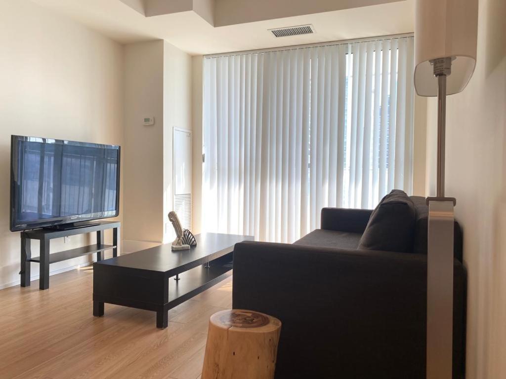 Grand View 2Br/2Ba Condos Cn Tower,Union,Tiff/Mtcc Toronto Dış mekan fotoğraf